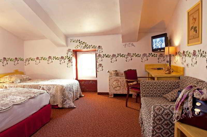Hotel Du Parc, Avignon Est, The Originals City, 索尔古河畔的恩特莱奎斯 外观 照片