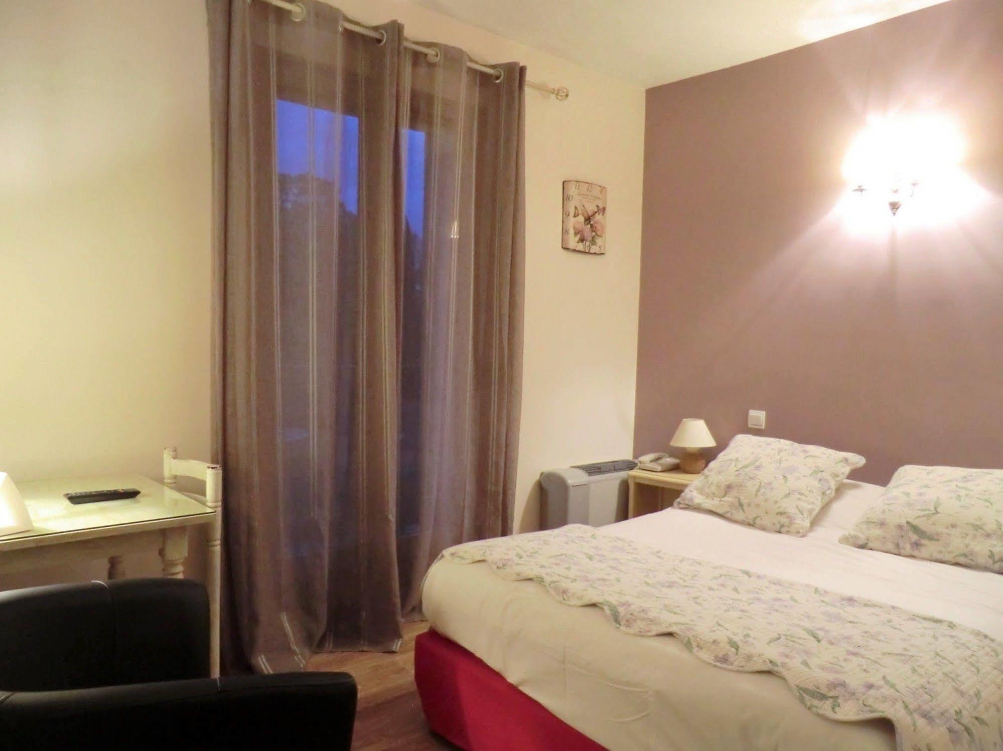 Hotel Du Parc, Avignon Est, The Originals City, 索尔古河畔的恩特莱奎斯 外观 照片