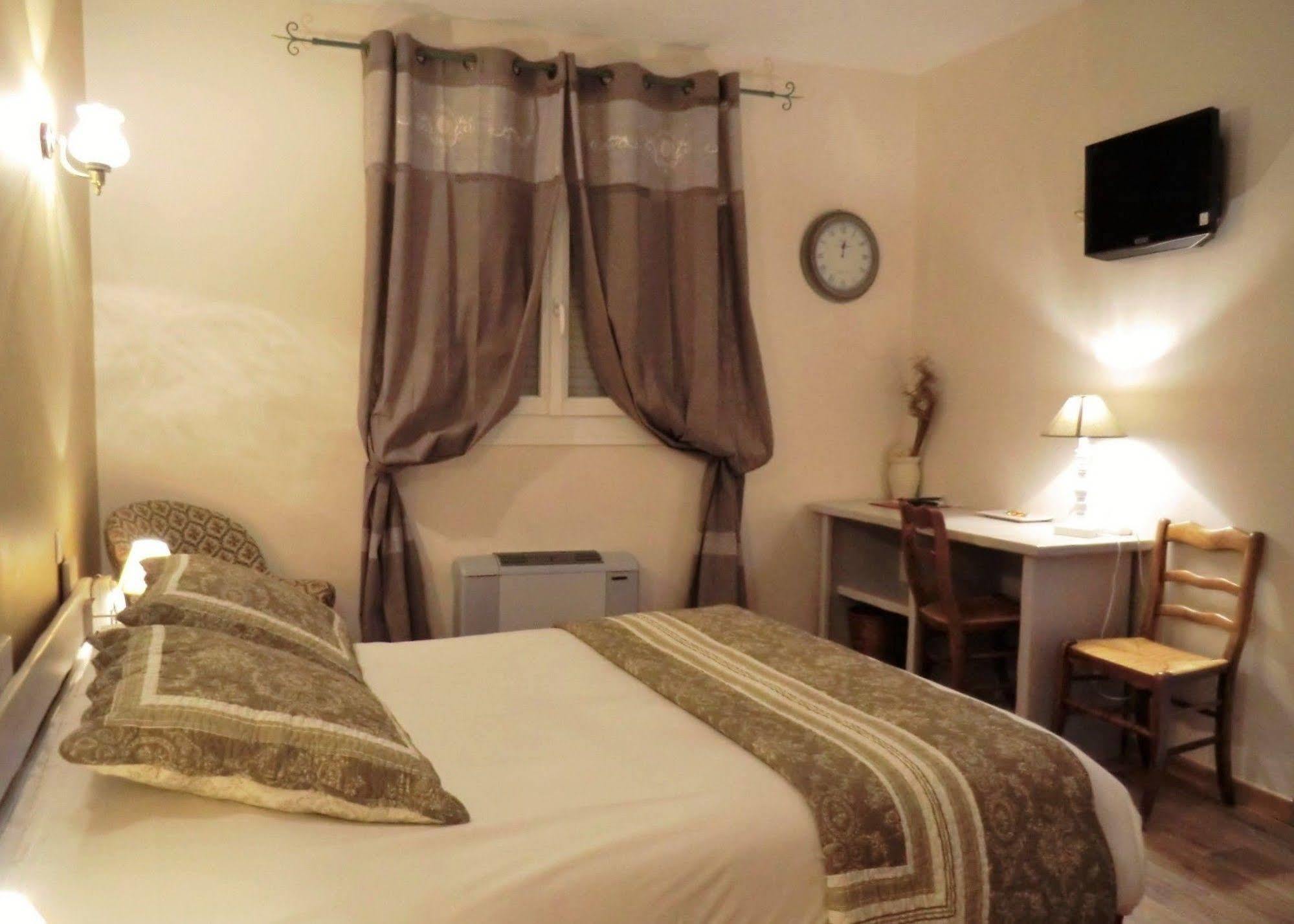 Hotel Du Parc, Avignon Est, The Originals City, 索尔古河畔的恩特莱奎斯 外观 照片