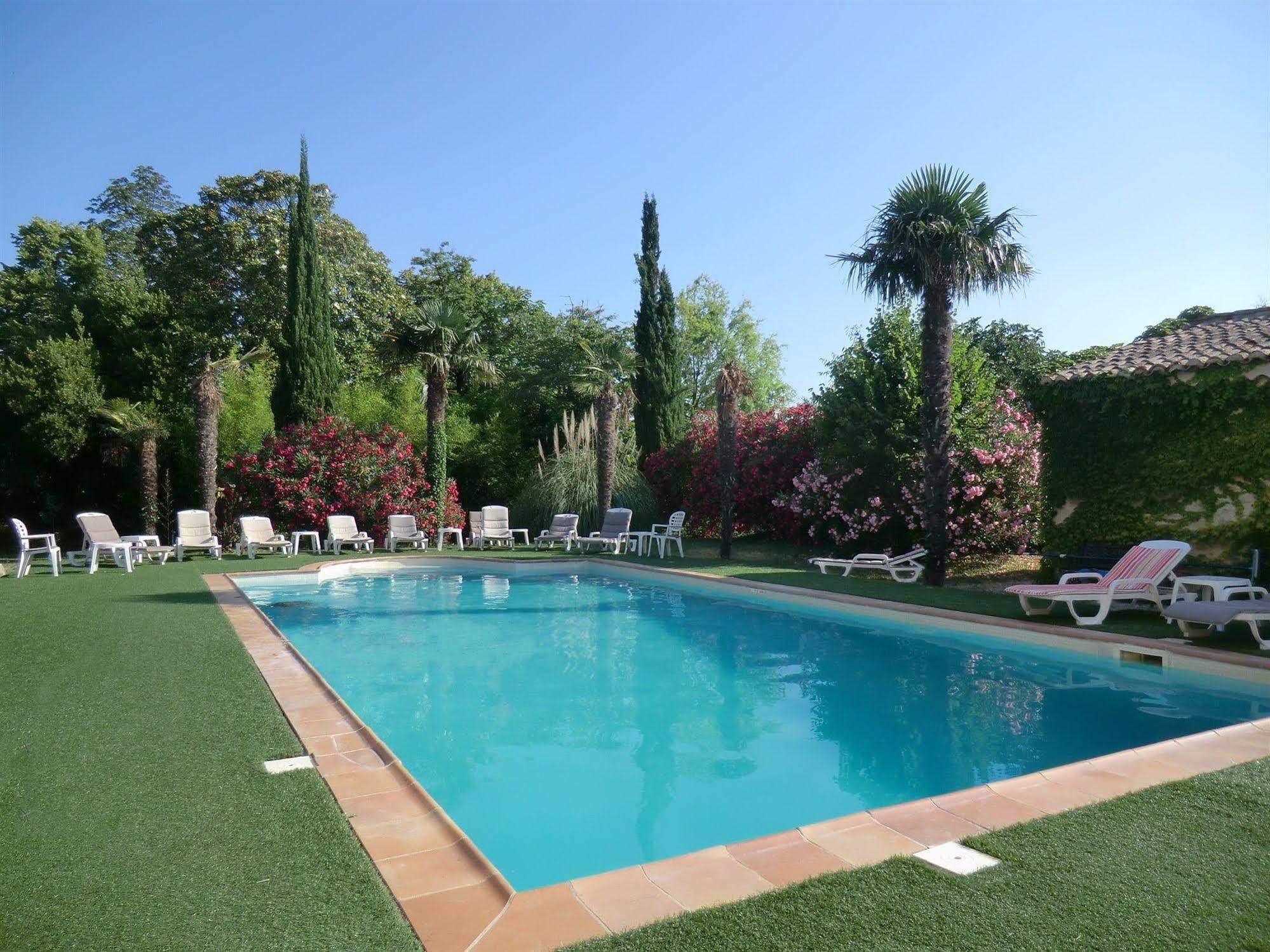 Hotel Du Parc, Avignon Est, The Originals City, 索尔古河畔的恩特莱奎斯 外观 照片